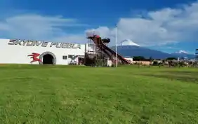 Zona de paracaidismo con vista al volcán  popocatépetl, Atlixco Puebla